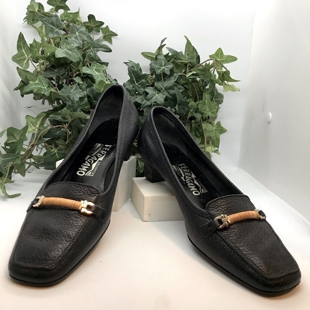 Salvatore Ferragamo Black Leather Pump Shoes Size 7B